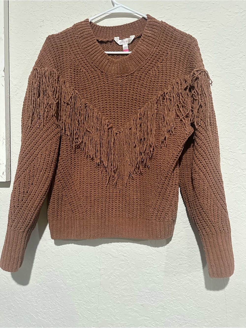 No Boundaries Brown Fringe V-Detail Chunky Knit Sweater